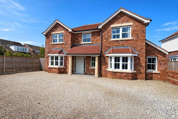 5 Bedroom Detached House To Rent In Anglesey Road, Alverstoke, Gosport, PO12