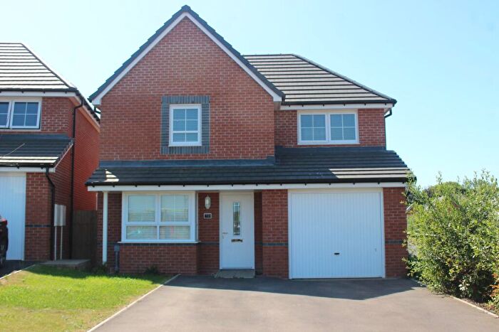 3 Bedroom Detached House For Sale In Rhodfa'r Hurricane, St Athan, CF62