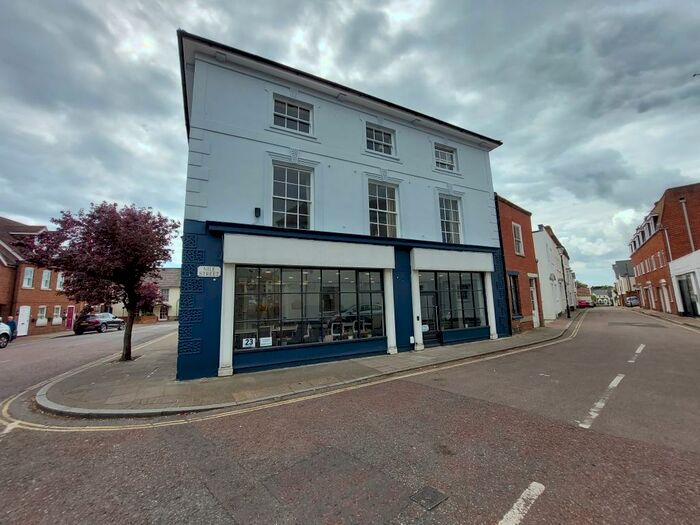 2 Bedroom Apartment To Rent In Emsworth, PO10