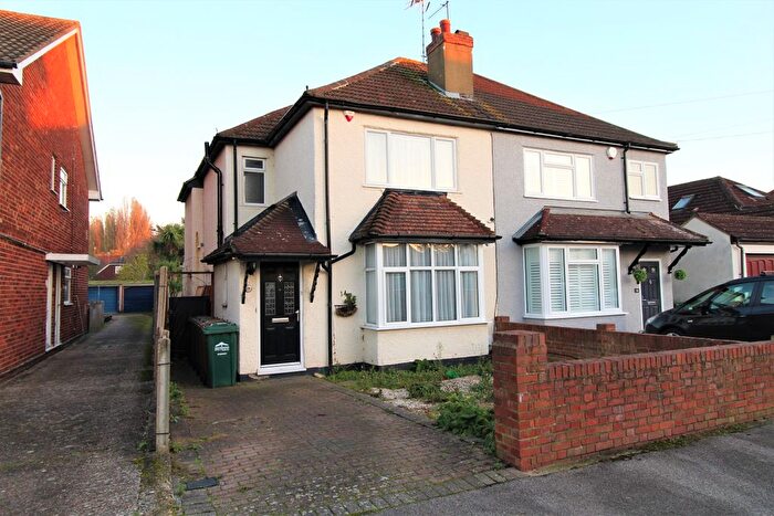 3 Bedroom Semi-Detached House To Rent In Thetford Road, Ashford, TW15
