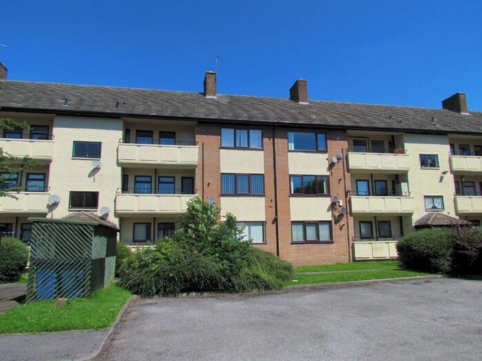 1 Bedroom Flat To Rent In Balmoral Court, Tuebrook, Liverpool, L13