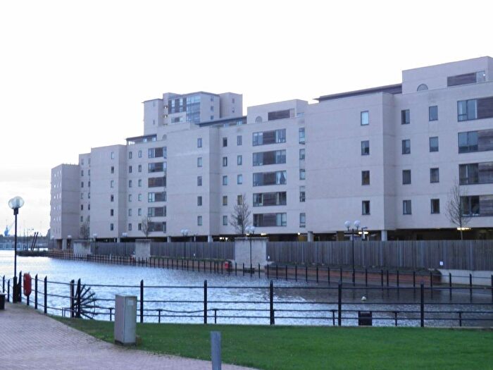 1 Bedroom Apartment To Rent In Falcon Drive, Cardiff, CF10