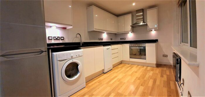 2 Bedroom Flat To Rent In Wanstead Road, Bromley, BR1