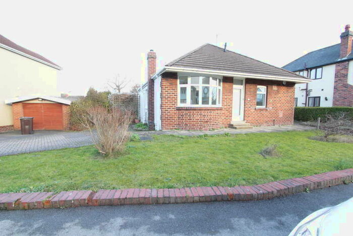 3 Bedroom Detached Bungalow To Rent In Main Avenue, Sheffield, S17