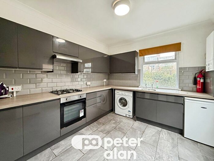 5 Bedroom Property To Rent In Mackintosh Place, Cardiff, CF24