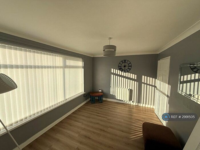 1 Bedroom Flat To Rent In Staward Avenue, Whitley Bay, NE25