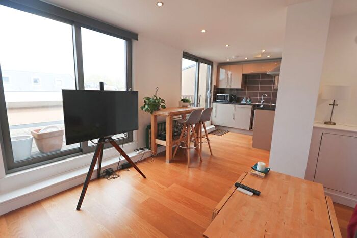 1 Bedroom Flat To Rent In The Refinery, Jacob Street, Bristol, BS2