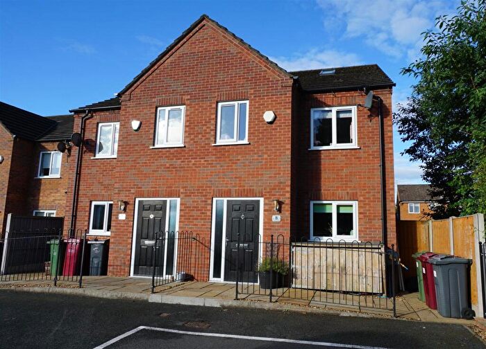4 Bedroom Semi Detached House For Sale In Birkinstyle Lane, Alfreton, DE55
