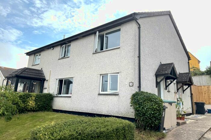 1 Bedroom Terraced House To Rent In Firbank Road, Dawlish, Devon, EX7