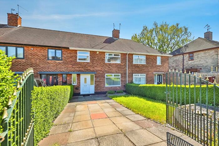 3 Bedroom Terraced House For Sale In Southchurch Drive, Clifton, Nottingham, NG11