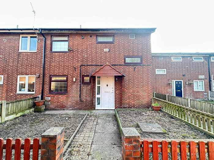 3 Bedroom Semi-Detached House To Rent In Dougall Walk, Manchester, M12