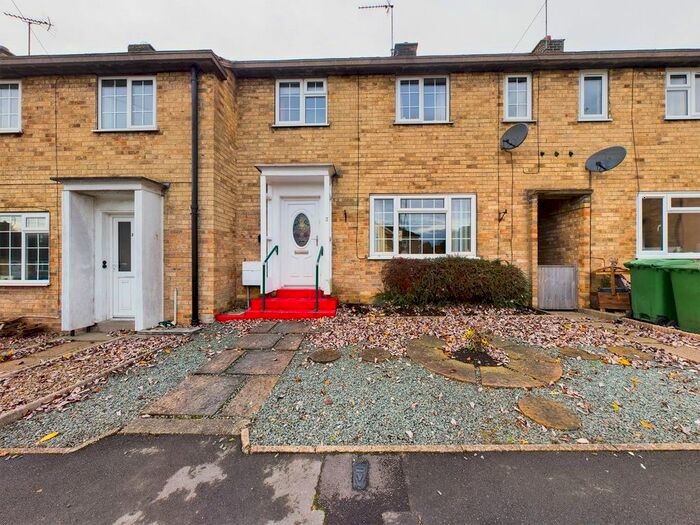 Houses for sale & to rent in YO16 7BZ, Great Meadow Road, Bridlington