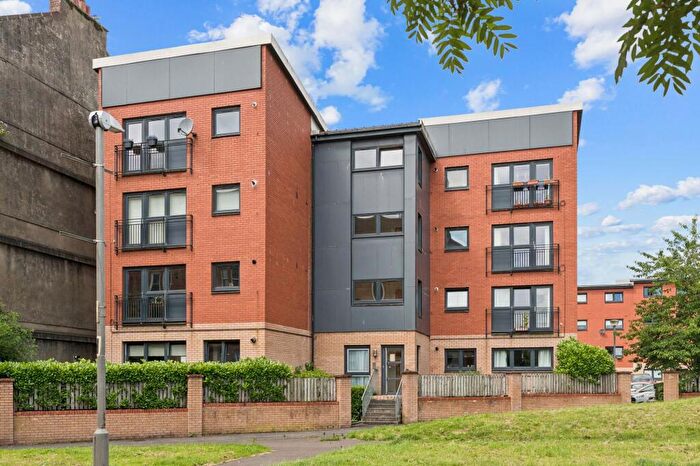 2 Bedroom Flat For Sale In Avenuepark Street, Flat /, North Kelvinside, Glasgow, G20