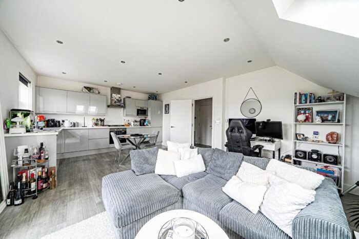 1 Bedroom Flat For Sale In Blackbrook Lane, Bromley, BR2