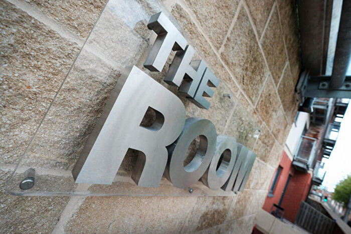 Garage / Parking To Rent In Lawson Street, Preston, Lancashire, PR1