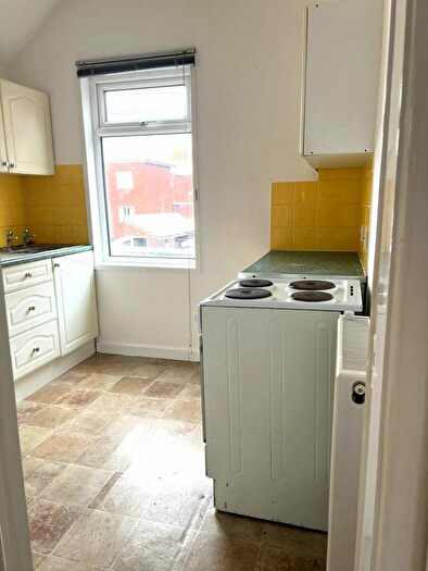 1 Bedroom Flat To Rent In Flat, St. Catherines Avenue, Doncaster, DN4