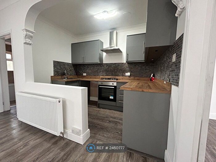 2 Bedroom Bungalow To Rent In Tyas Grove, Leeds, LS9