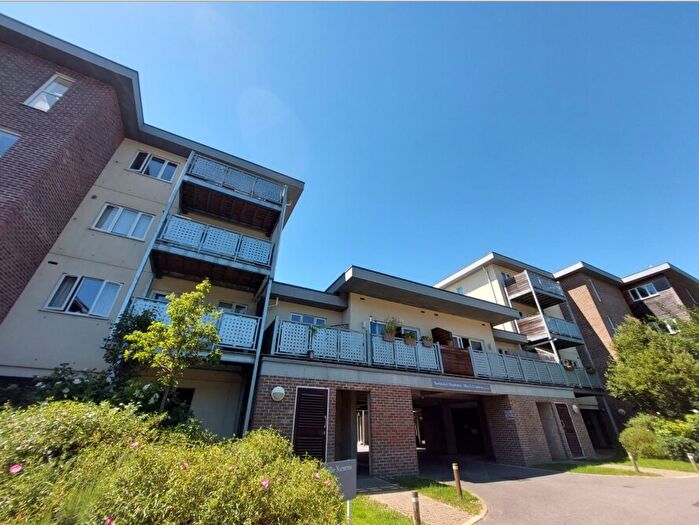 2 Bedroom Flat To Rent In Clayhill Court, Lewes, BN7
