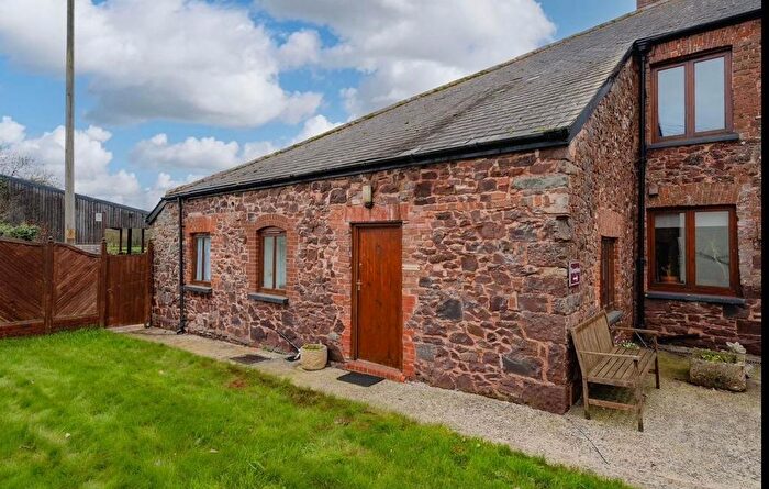 1 Bedroom Flat To Rent In Creedy Manor, Crediton, EX17