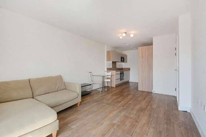 1 Bedroom Apartment To Rent In Greenland Place, SE8