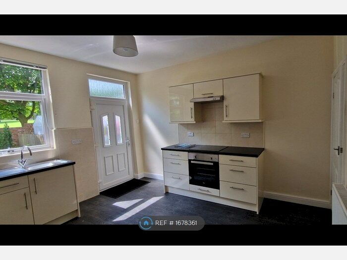 3 Bedroom Terraced House To Rent In Barnsley, Barnsley, S70