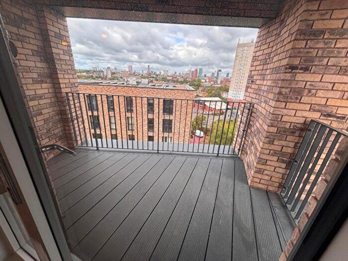 2 Bedroom Apartment To Rent In Griffiths Close, B12