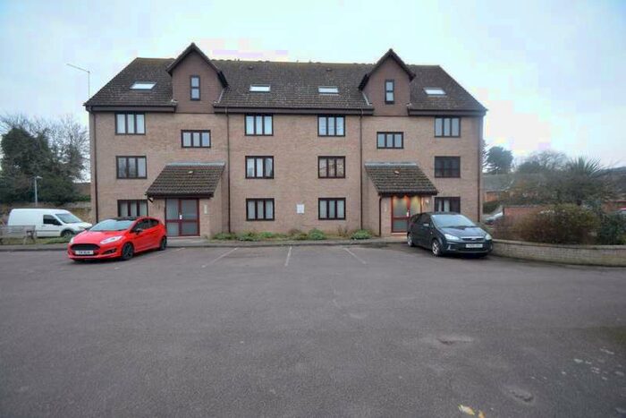 1 Bedroom Studio Flat To Rent In Church View Church Walk, Bourne, PE10