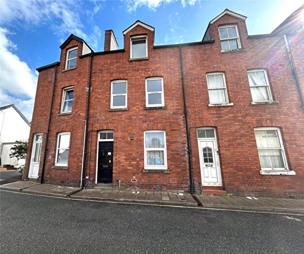 1 Bedroom Apartment To Rent In Silver Street, Tiverton, Devon, EX16