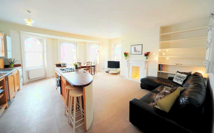 3 Bedroom Maisonette To Rent In Chesham Place, Brighton, BN2