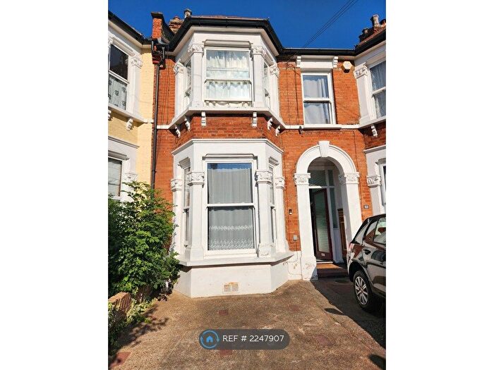 1 Bedroom Flat To Rent In Broadfield Road, London, SE6