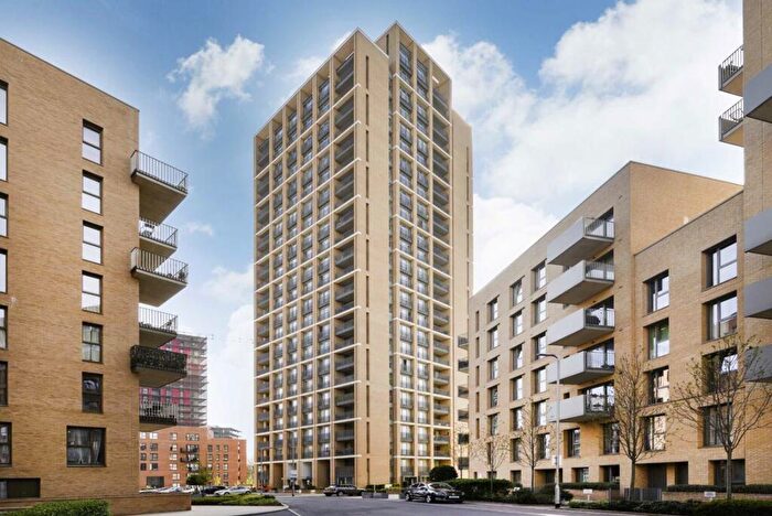 2 Bedroom Flat To Rent In Moorhen Drive, London, NW9