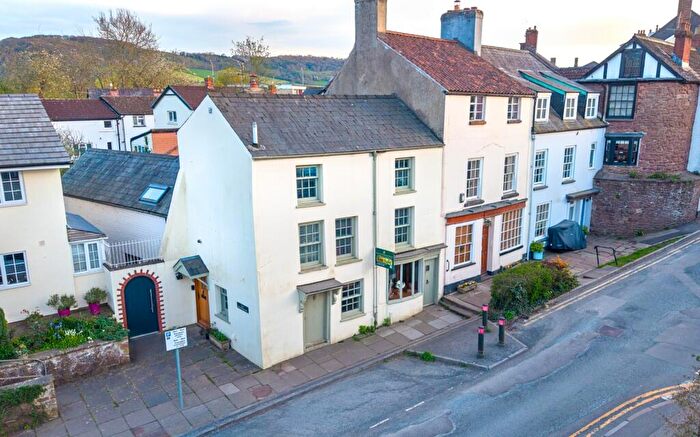 4 Bedroom Town House For Sale In Old Dixton Road, Monmouth, NP25