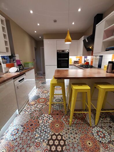 4 Bedroom House To Rent In Cromwell Street, Mount Pleasant, Swansea, SA1