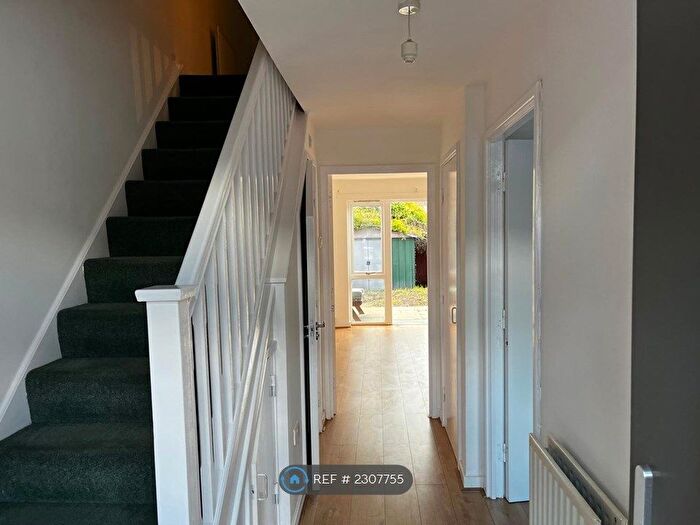 3 Bedroom Terraced House To Rent In Lewin Terrace, Feltham, TW14
