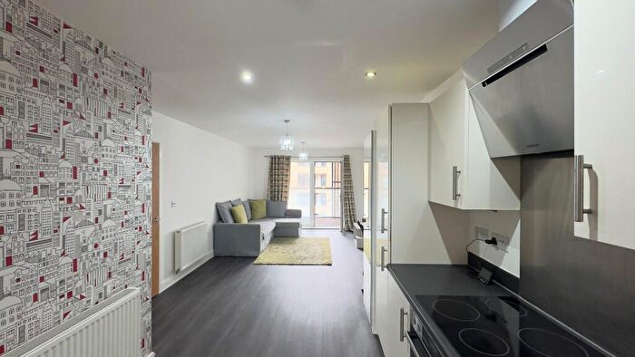 1 Bedroom Flat To Rent In Maxwell Road, Romford, London, RM7