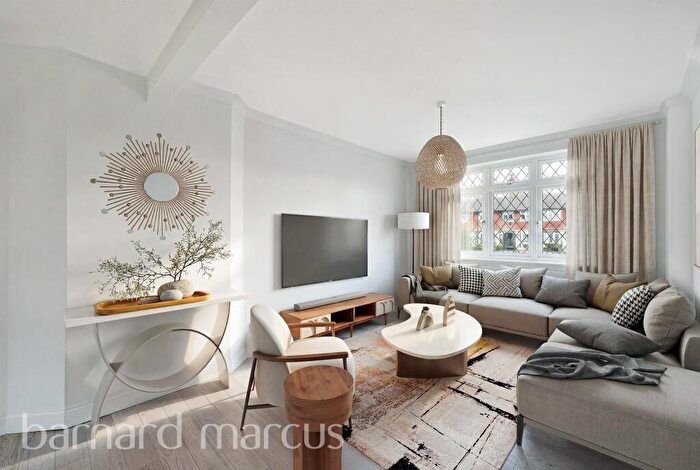 3 Bedroom Terraced House For Sale In Rose Walk, Surbiton, KT5