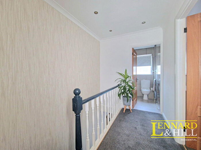 3 Bedroom Terraced House For Sale In Hollowfield Avenue, Little Thurrock, Grays, RM17
