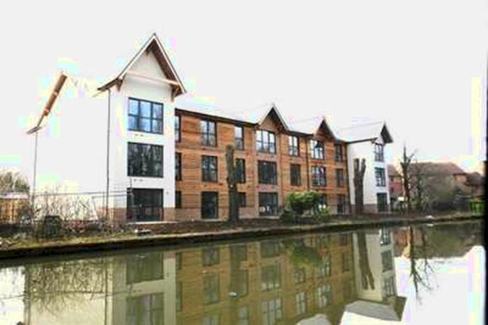 1 Bedroom Flat To Rent In Waterside House, Peartree Bridge MK6
