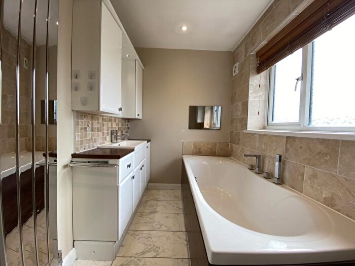 3 Bedroom Terraced House For Sale In The Readings, Harlow, Essex, CM18