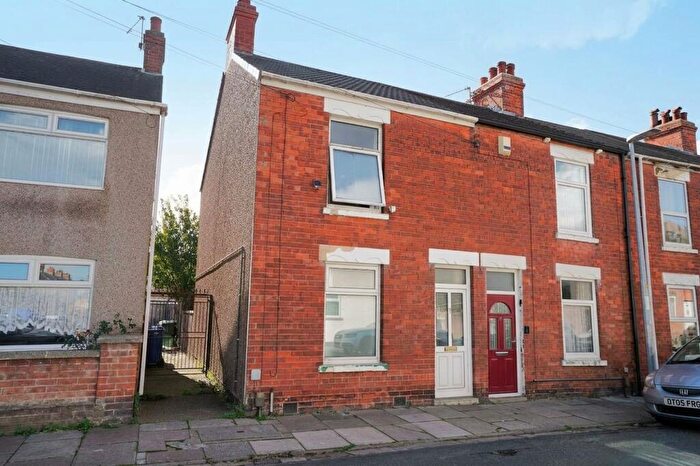 3 Bedroom End Of Terrace House For Sale In Lister Street, Grimsby, DN31
