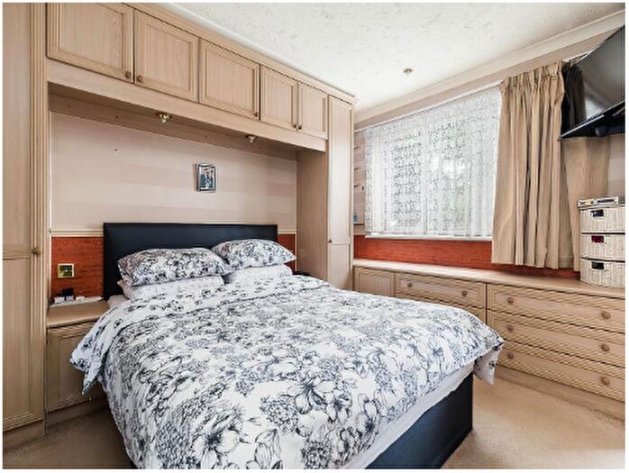 4 Bedroom Terraced House To Rent In Wilson Avenue, Mitcham, CR4