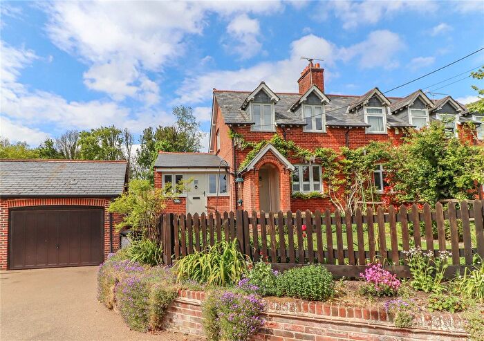 3 Bedroom Semi-detached House For Sale In Church Lane, Goodworth Clatford, Andover, Hampshire, SP11
