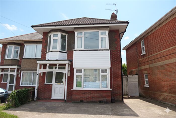 4 Bedroom House To Rent In Bedroom Semi Detached House In Winton, BH9