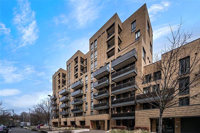2 Bedroom Flat For Sale In Lanyard Court, Nellie Cressall Way, Bow, London, E3