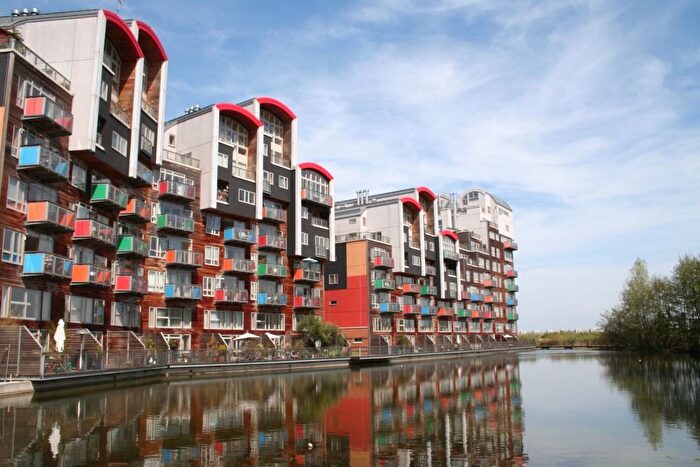 1 Bedroom Flat To Rent In Faraday Lodge, Greenwich Gmv, London, SE10