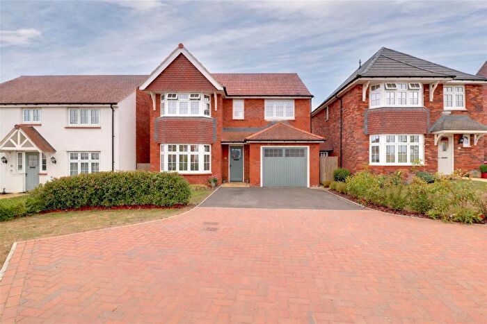 3 Bedroom Detached House For Sale In Great Oldbury Drive, Great Oldbury, Stonehouse, GL10