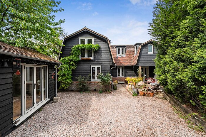 3 Bedroom Detached House For Sale In Roke Lane, Witley, GU8