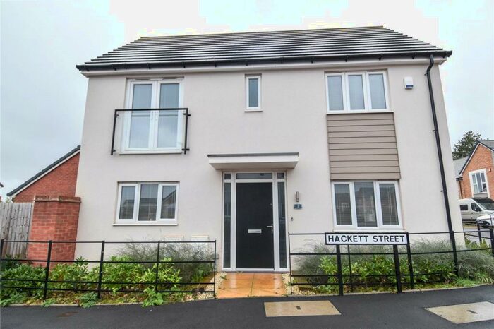 3 Bedroom Detached House To Rent In Hackett Street, Cofton Hackett, Birmingham, Worcestershire, B45