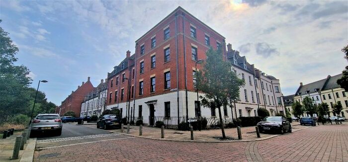 1 Bedroom Flat To Rent In Clickers Drive, Northampton, NN5