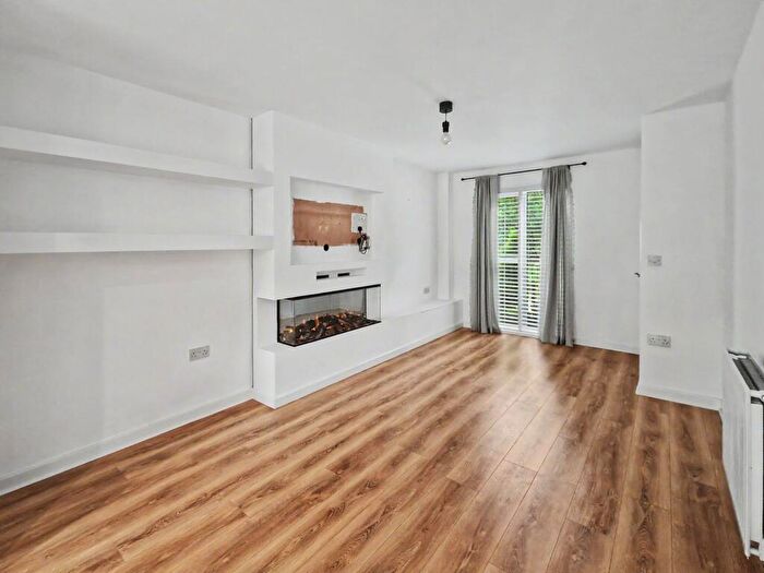 3 Bedroom End Of Terrace House To Rent In Bankside Close, Prestwich, M7